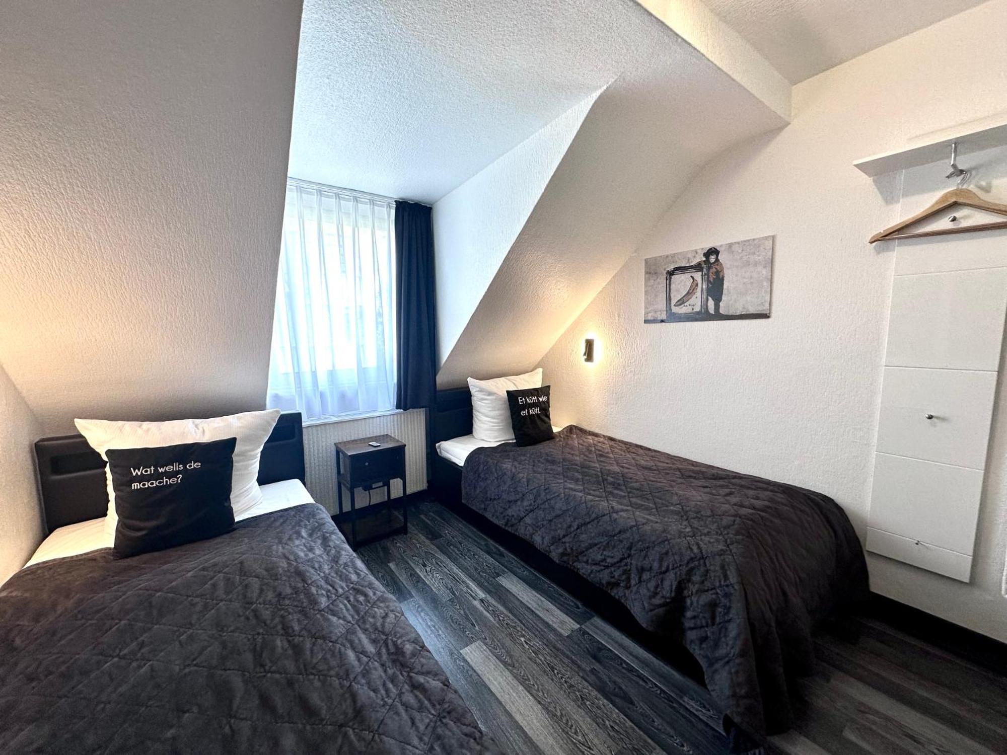 Hotel Alt Deutz City-Messe-Arena Kontaktloser Self Check-In Cologne Exterior photo